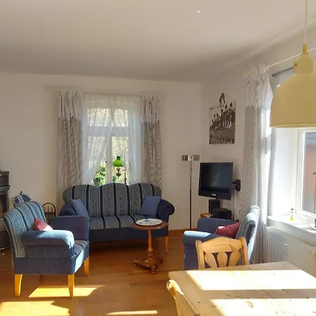 Lotsenwohnung B-9 *